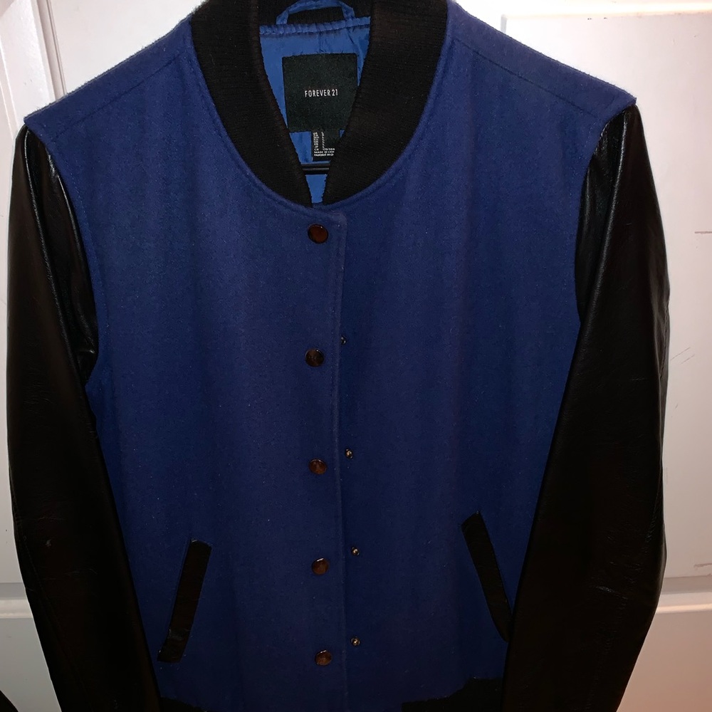 Bomber jacket